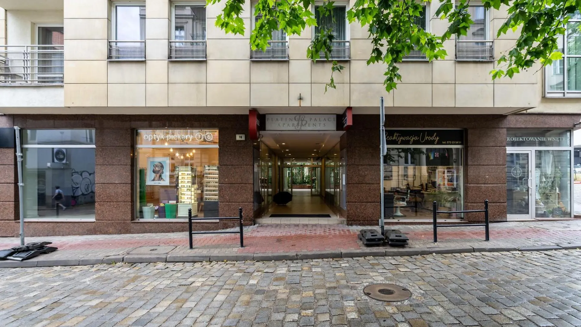 Apartament Cozy Black & White Studio In City Center With Free Garage Poznan By Noclegi Renters